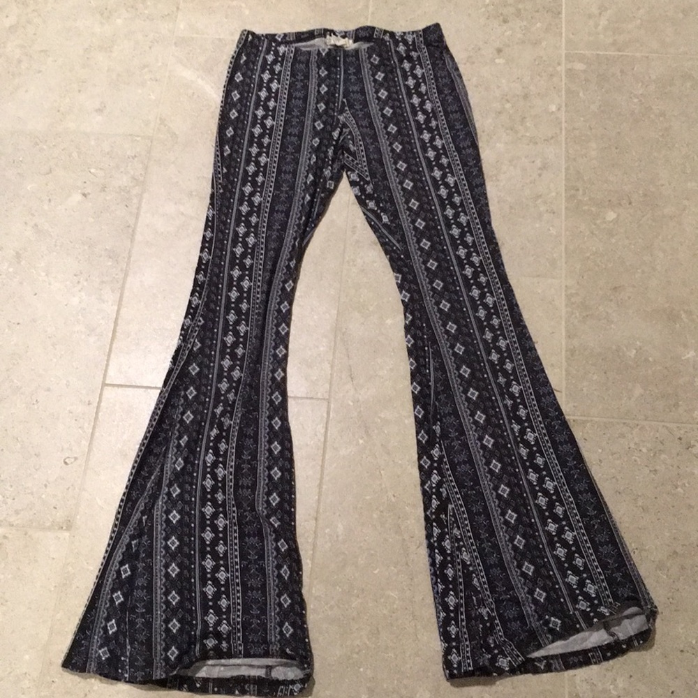 Tilly’s Sky and Sparrow Flared Pants